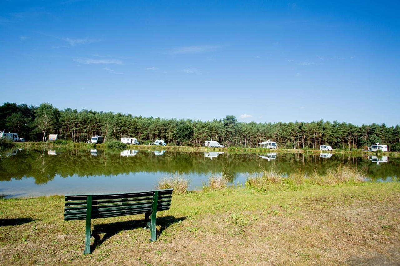 Naturcamping Lueneburger Heide - Chalets & Tiny Haeuser Soltau Luaran gambar