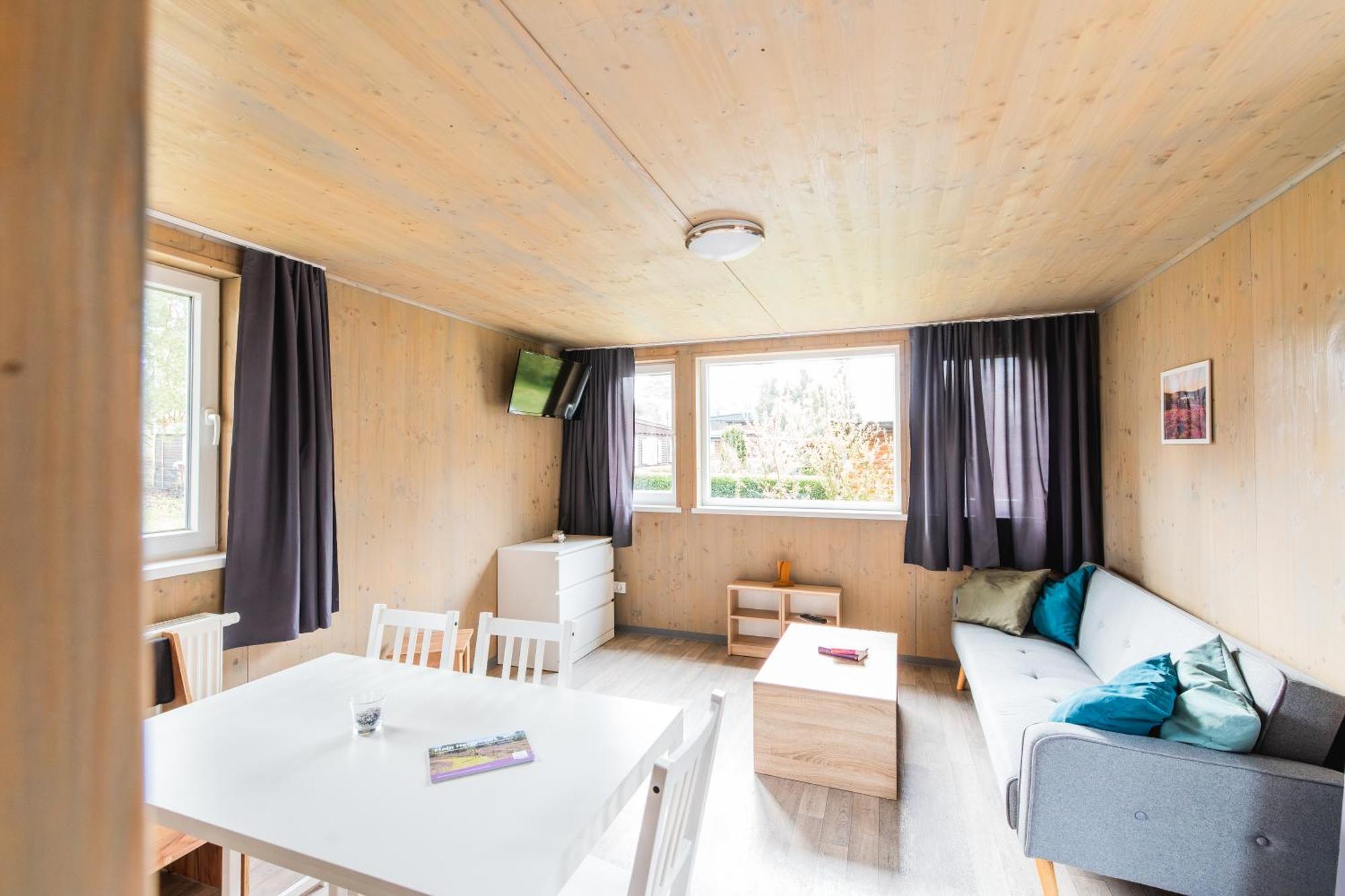 Naturcamping Lueneburger Heide - Chalets & Tiny Haeuser Soltau Luaran gambar